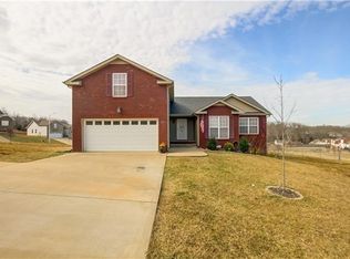 507 Cedar Valley Dr, Clarksville, TN 37043