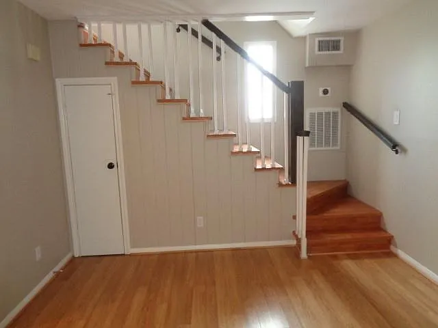 2225 Mimosa Dr #4 — Photo 6