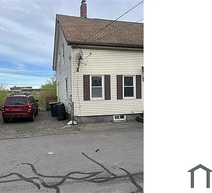 16 Shedds Ave — Photo 2