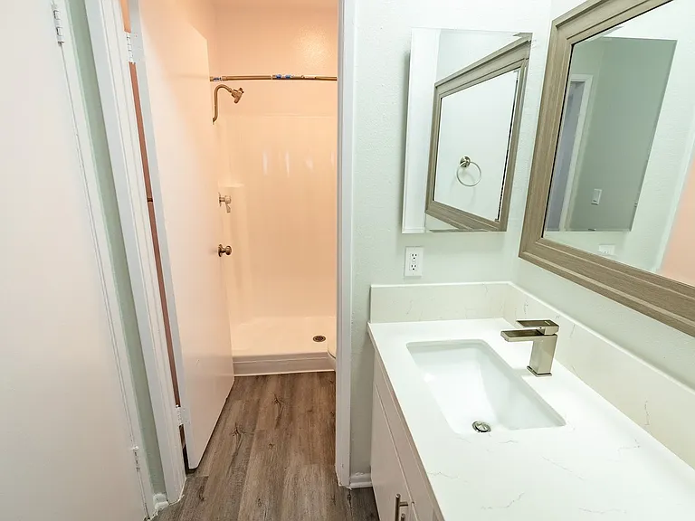 4444 Ensign Avenue — Photo 59