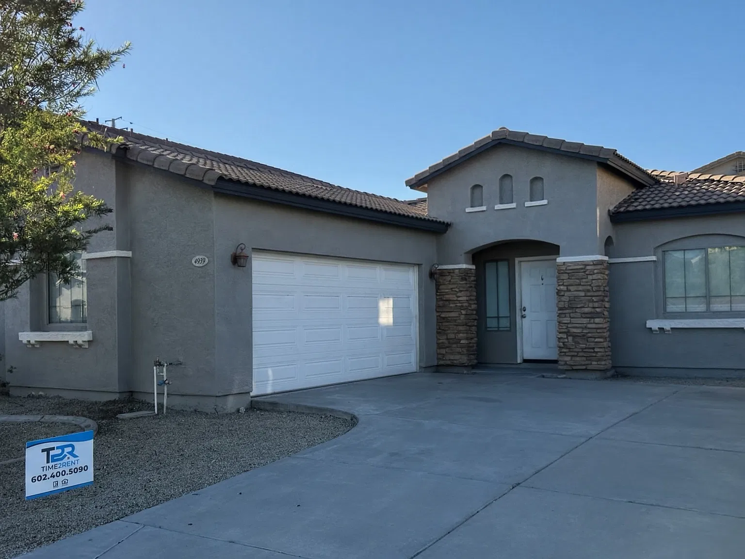 3 bed, 2.0 bath, 1534 sqft, $1,995 — Photo 3