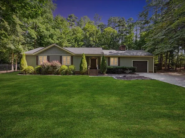 8312 Dunwood Ct, Raleigh, NC 27613