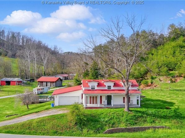 3983 Eighteen Mile Creek Rd, Buffalo, WV 25033