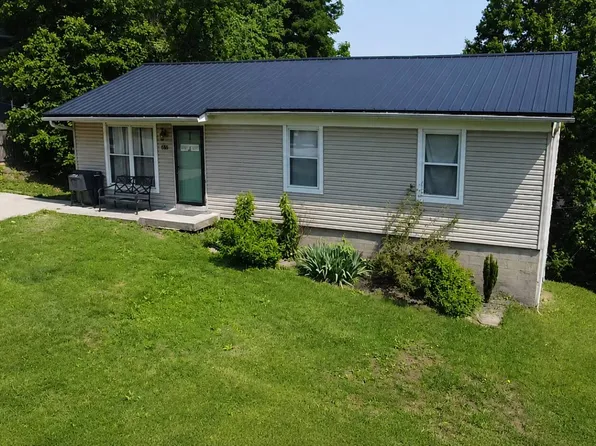 1637 Booth Quillen Rd, Ashland, KY 41102