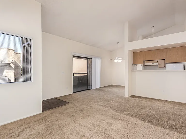Alta Vista Apartments — Photo 4