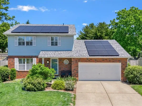 1102 Affirm Dr, O Fallon, IL 62269