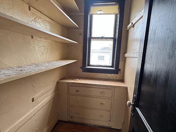 3rd image of 7257 S Marshfield Ave #2W