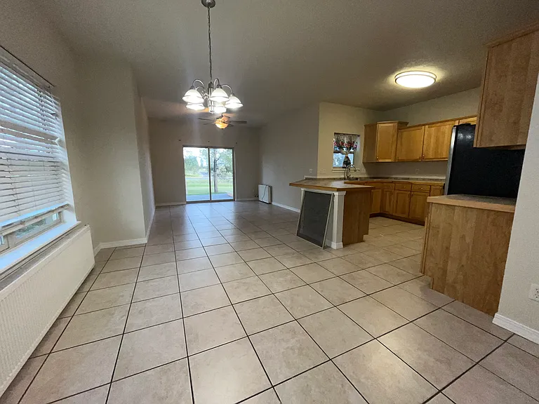 372 E Golf Pl #A — Photo 5