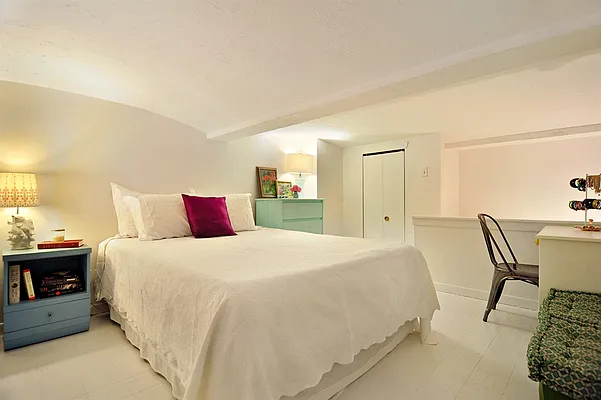 Sold by Corcoran | media 26