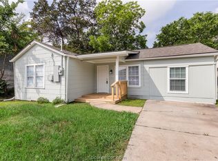 2012 Miller Ave, Bryan, TX 77801