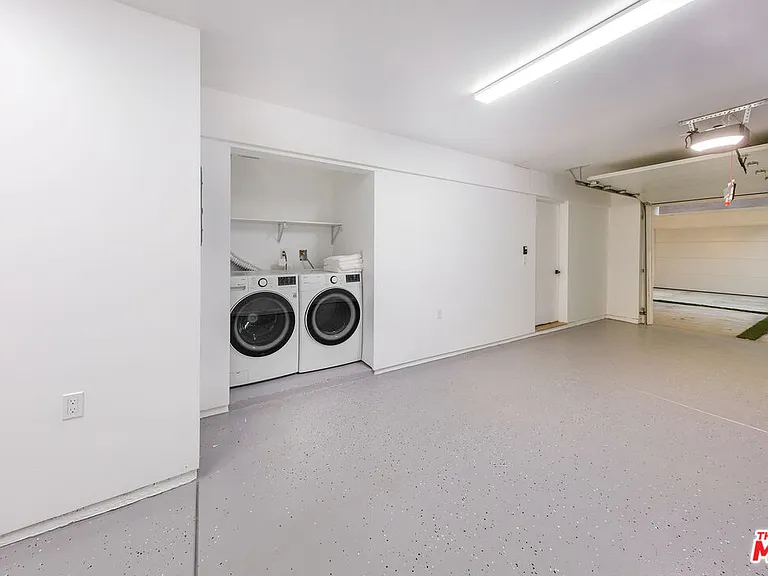 809 N Cherokee Ave #1/2 — Photo 16