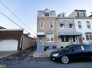 915 Spruce St, Reading, PA 19602