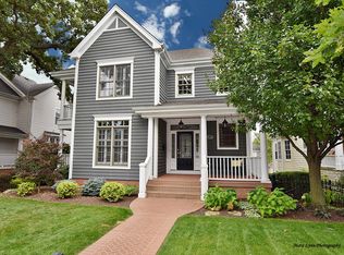 419 S 2nd St, Geneva, IL