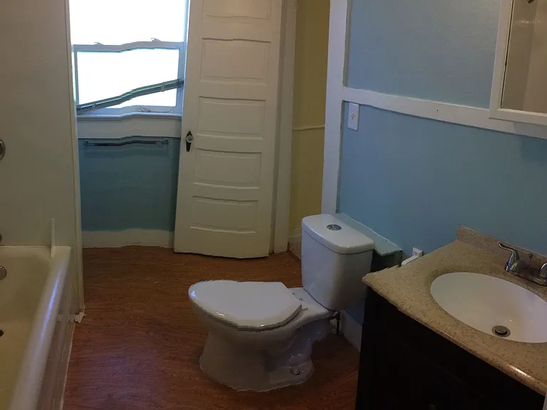 3004 Meridian St — Photo 7