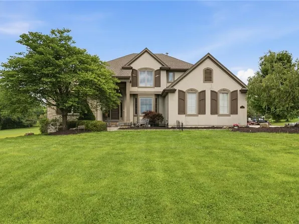 17317 S Wheatland Dr, Belton, MO 64012