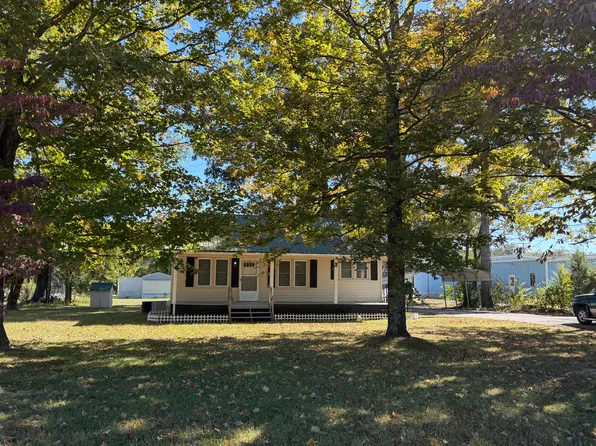 6176 Woodbury Hwy, Manchester, TN 37355