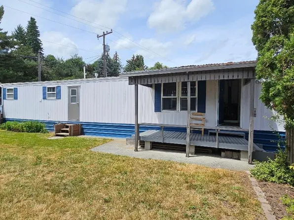 1155 SE Professional Mall Blvd Trailer 324, Pullman, WA 99163