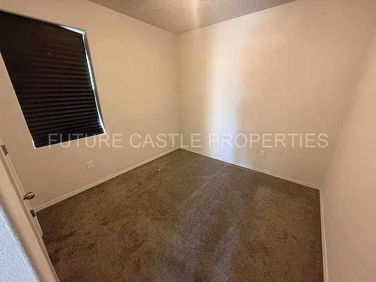 1460 Vista Grande Loop NE — Photo 6