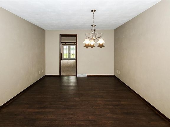 5th image of 6797 N Sagebrush Ave