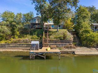10062 Paradise Shrs, Athens, AL 35611