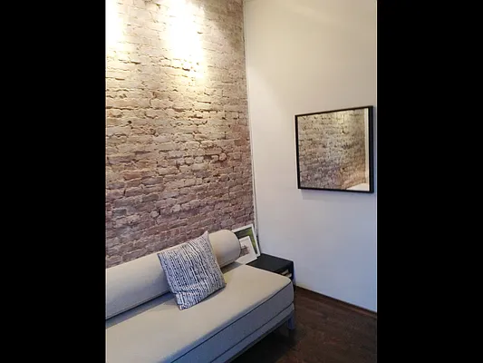 Rented by Apt 168 Inc | media 17