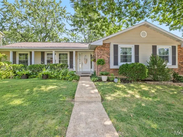 7278 Hill Rose Ct, Saint Louis, MO 63129