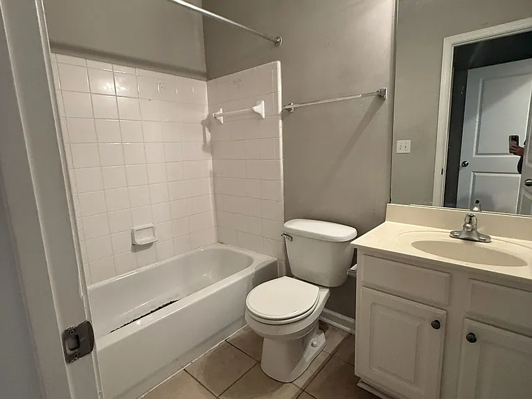1035 Barnett Shoals Rd #1024 — Photo 5