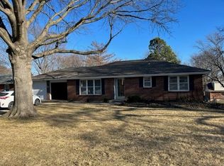 5321 Queal Dr, Shawnee, KS 66203