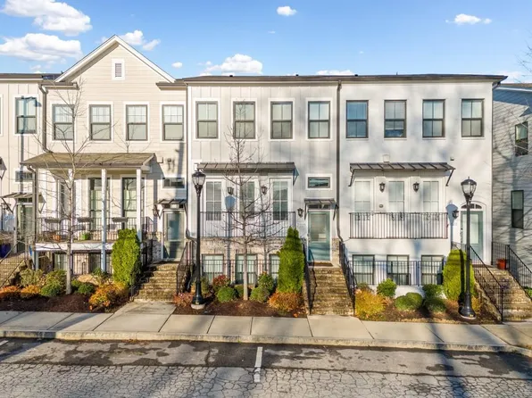 2018 Manchester St NE, Atlanta, GA 30324