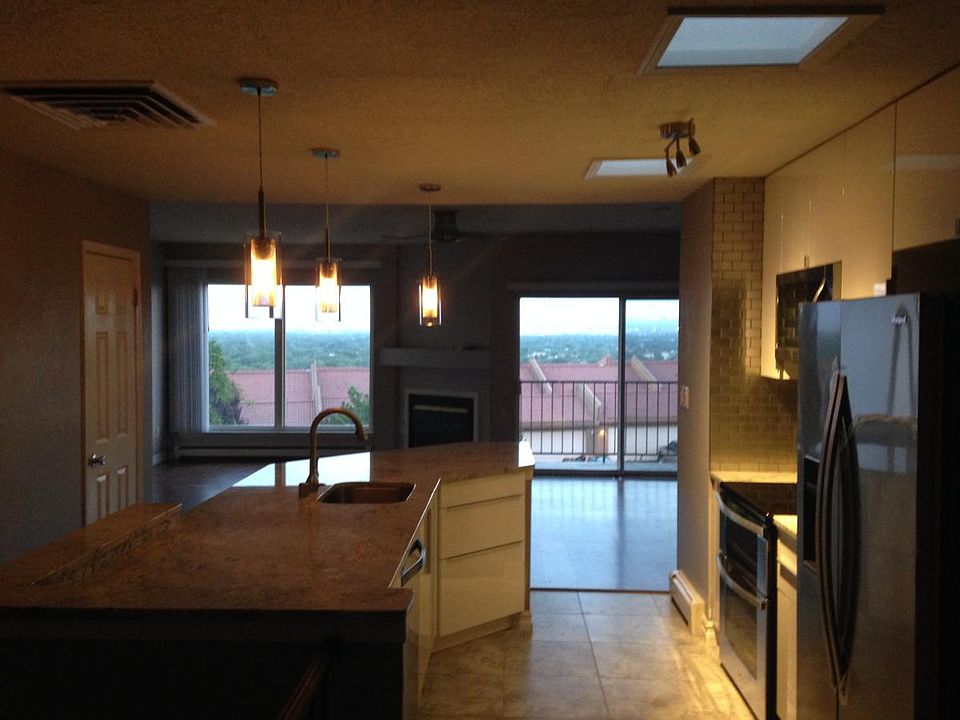 Kitchen/Living Room Upper with city/mtn views
