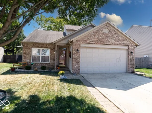 177 Hilltop Farms Blvd, New Whiteland, IN 46184