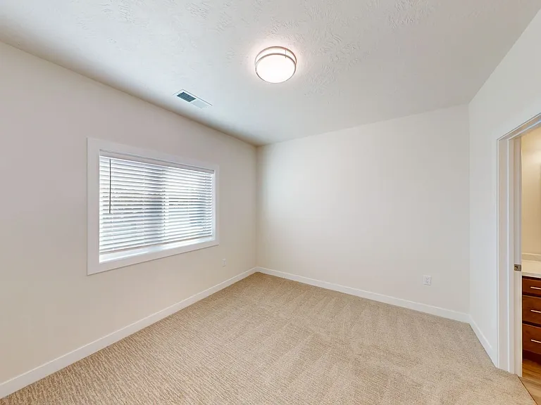 1720 Morningside Ave — Photo 34