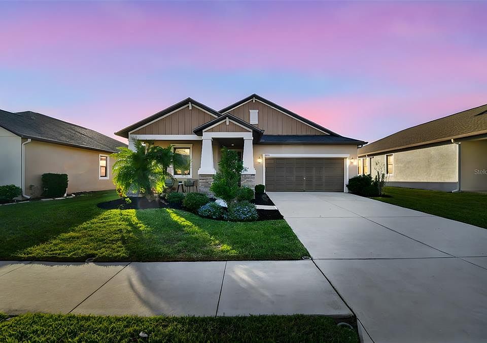 1st image of 32135 Goddard Dr