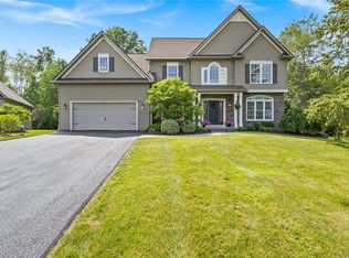 9 Crimson Way, Webster, NY 14580