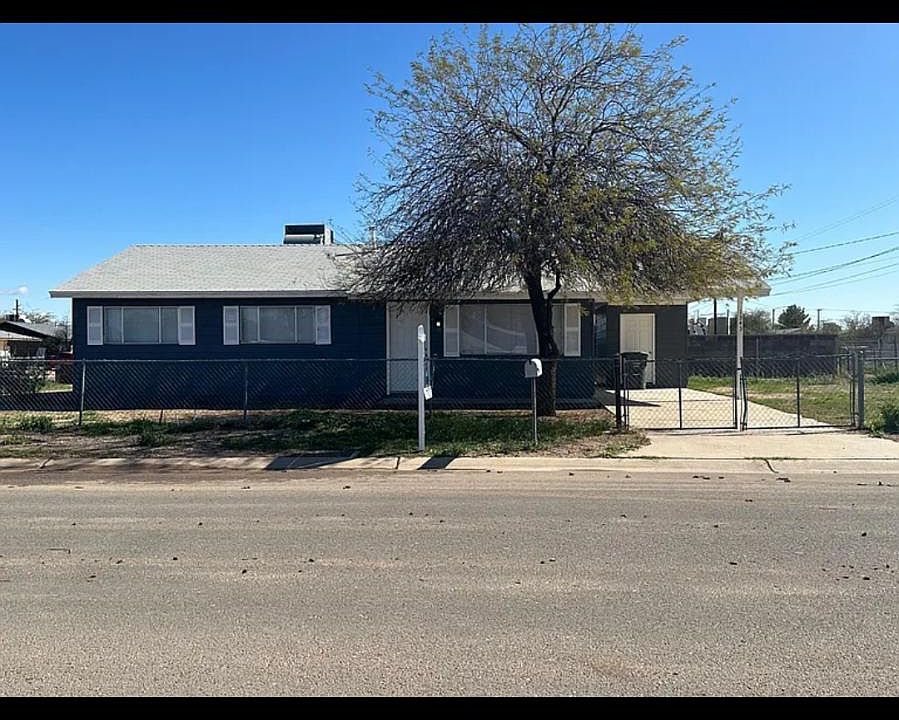 1st image of 1343 W Lily Pl
