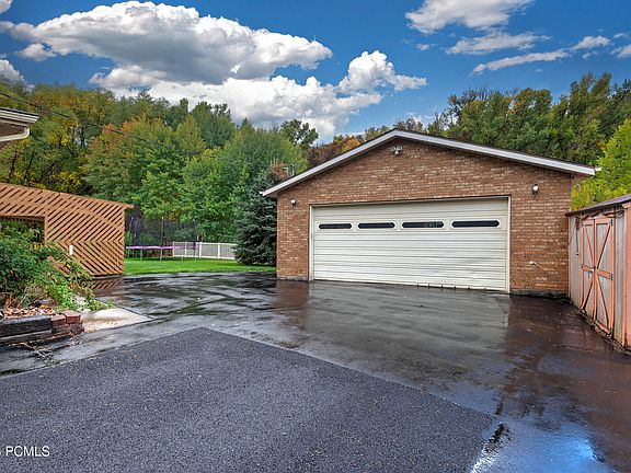 2nd image of 2575 W State Road 32