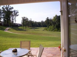 313 Pebble Beach Dr, Perry, GA 31069