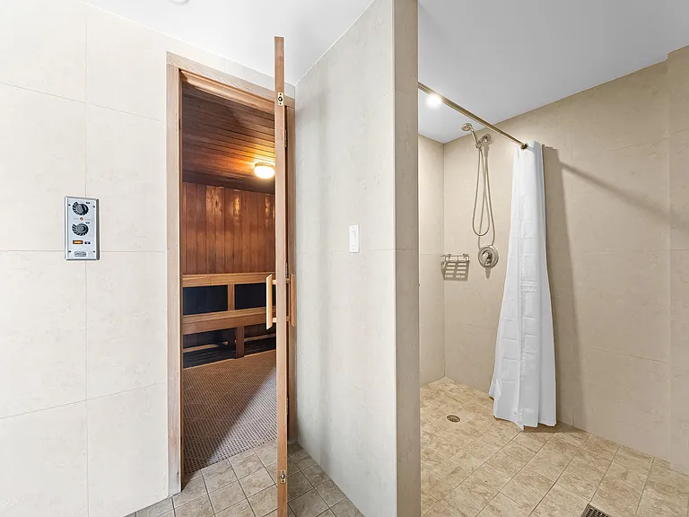 2200 NE 33rd Ave #2D — Photo 20