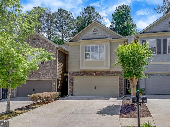 2nd image of 175 Sunset Ln