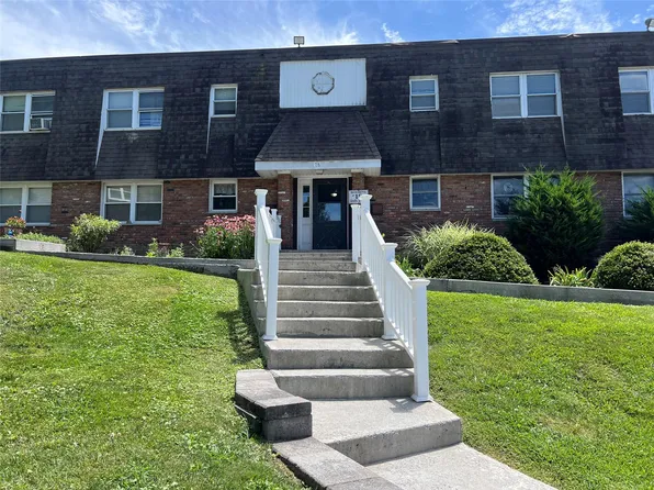 18 Crescent Drive #72, Thiells, NY 10984