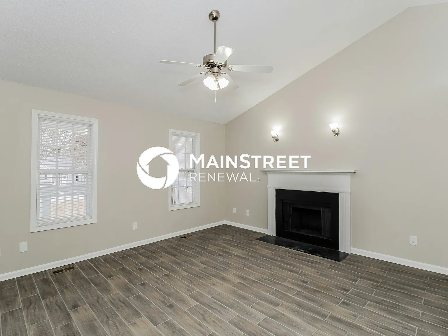 47 Spencer Ct — Photo 2