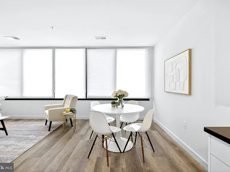 700 Roeder Rd #105 — Photo 6