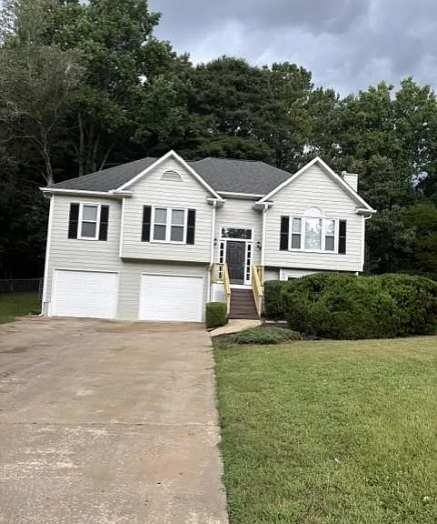 5045 Bayberry Ct — Photo 2