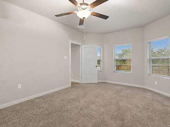 4th image of 6814 Emerald Valley