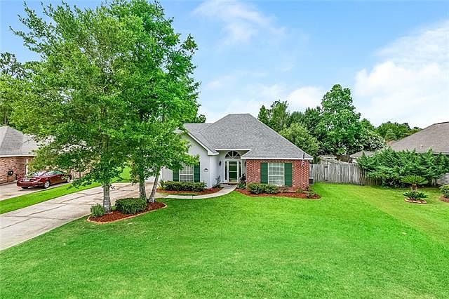 1st image of 514 Bentwood Dr