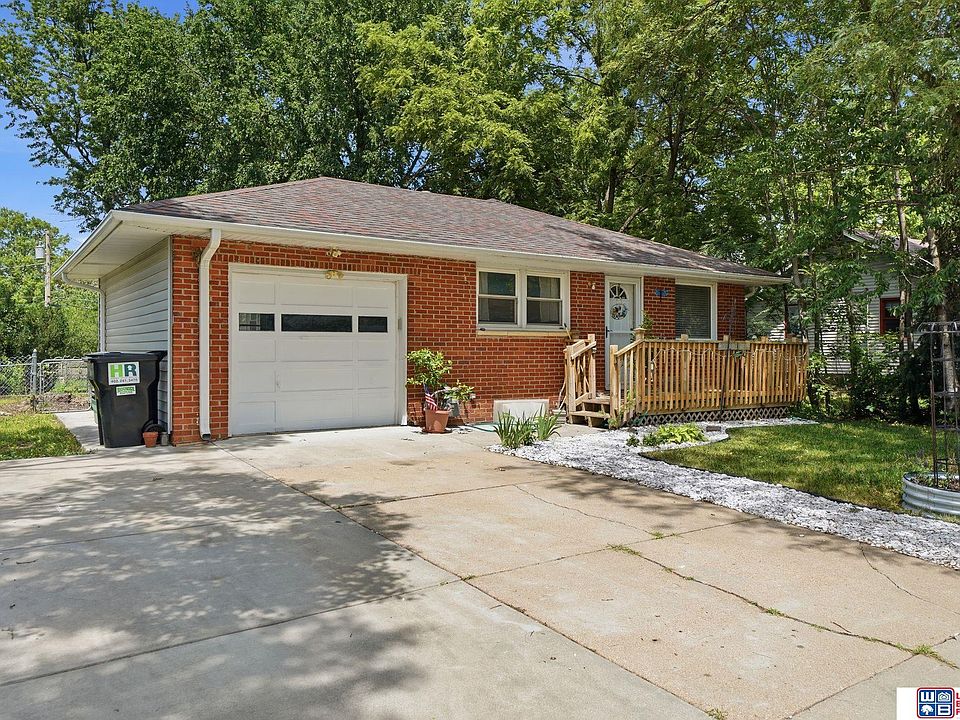 1st image of 6234 Leighton Ave