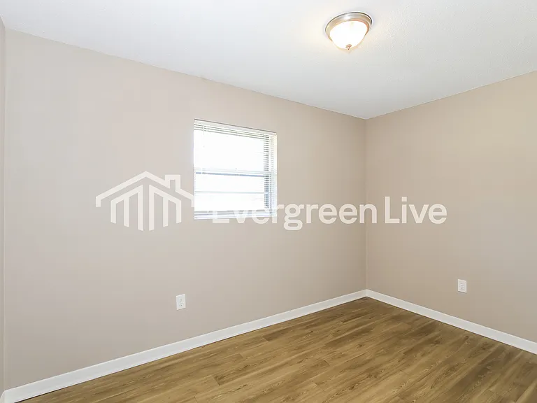 2030 Rosier Rd — Photo 13
