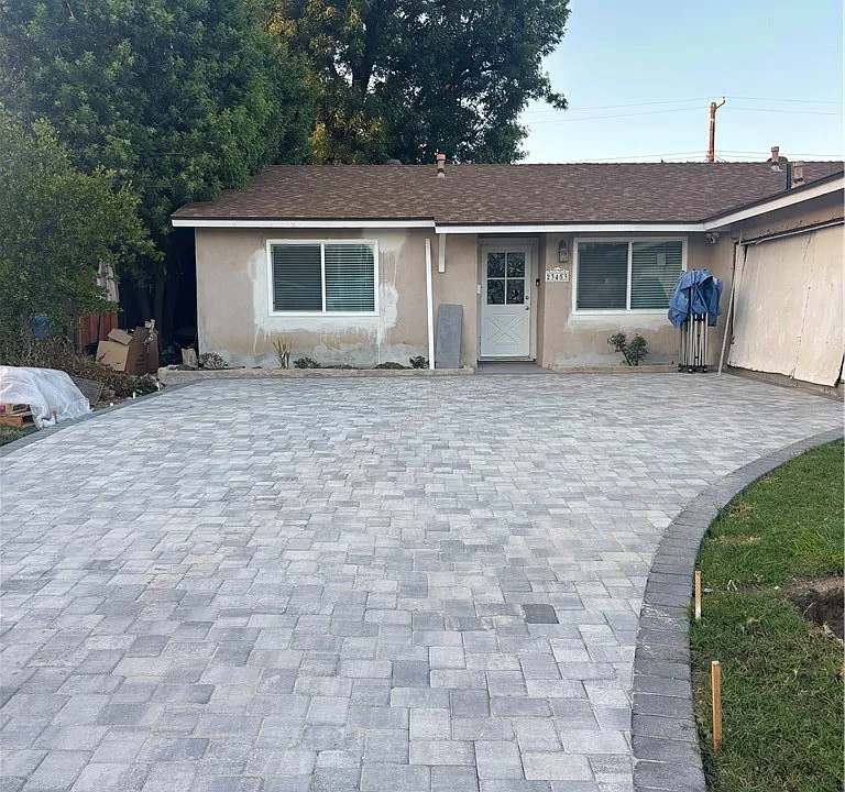 23453 Mobile St