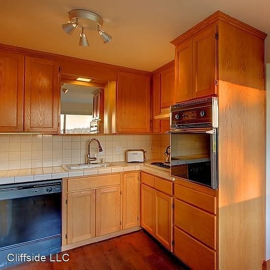 519 N Bowdoin Place Apartments Seattle, WA Zillow