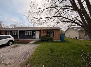 160 Meadows Cir APT 160, Crown Pt, IN 46307